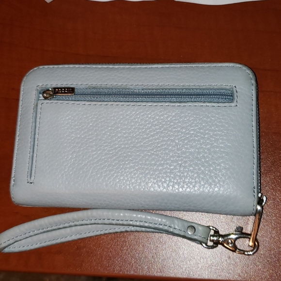 Fossil Leather Wallet - Picture 1 of 5